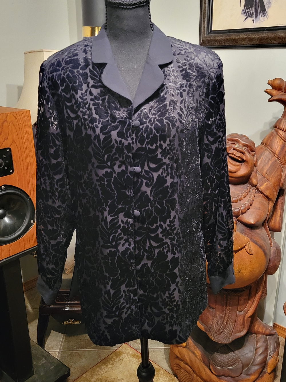 Women’s Navy Floral Velvet Long-Sleeve Blouse